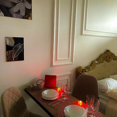 Vintage Apartment Kotlyarska10 Λβιβ Εξωτερικό φωτογραφία